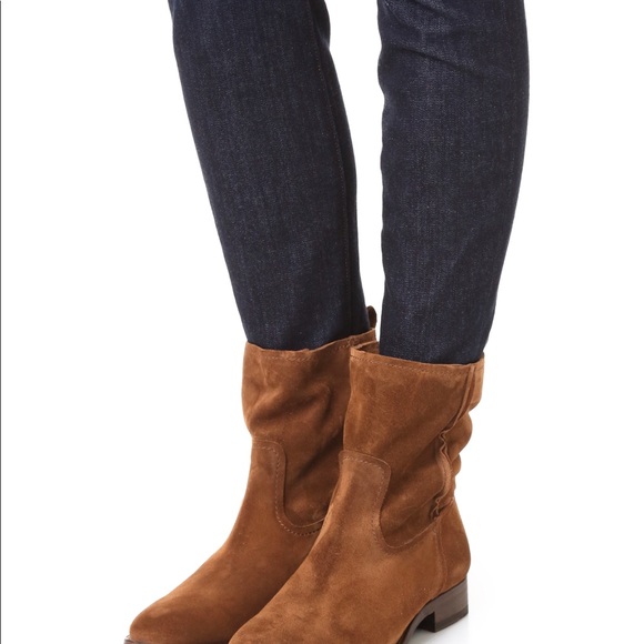 FRYE Womens Cara Short